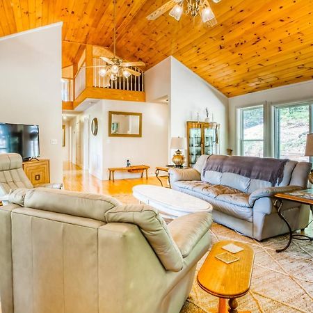 Doe Heights Chalet Batesville Bagian luar foto
