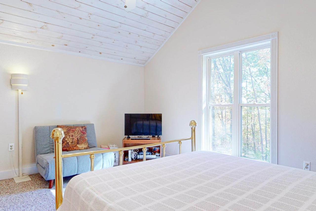 Doe Heights Chalet Batesville Bagian luar foto